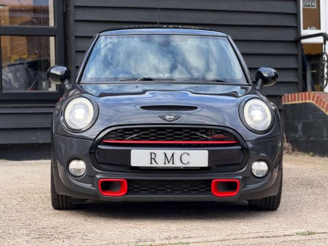 Mini Hatch 2.0 Cooper SD Hatchback 3dr Diesel Manual Euro 6 (s/s) (170 ps) 4