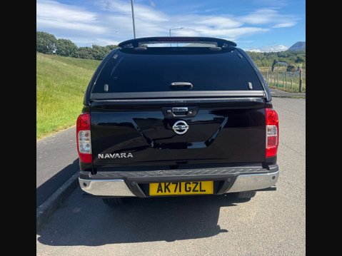 Nissan Navara 2.3 Navara Tekna dCi 4WD 5dr 5