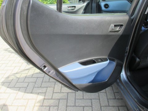 Hyundai i10 1.2 SE Euro 5 5dr 43