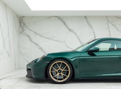 Porsche 911 GT3 (992) 24