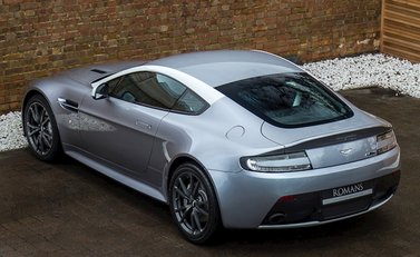 Aston Martin V8 Vantage N430 15