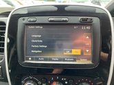 Renault Trafic LWB L2H1 Low Roof Sport LL30 Air Con Alloy Wheels EURO 6 NO VAT 42