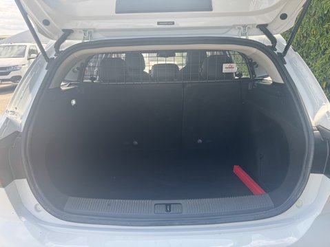 MG MG5 52.5kWh Exclusive Estate 5dr Electric Auto (156 ps) 10