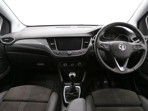 Vauxhall Crossland 1.2 Turbo Ultimate Euro 6 (s/s) 5dr 9