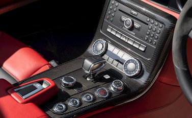 Mercedes-Benz SLS AMG Roadster 19