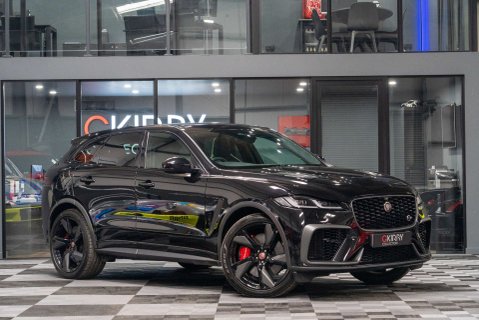 Jaguar F-Pace 5.0 SVR 1