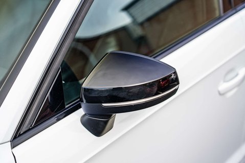 Audi RS3 2.5 RS 3 Sportback TFSI Quattro Semi-Auto 4WD 5dr 38
