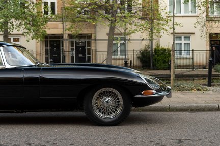 Jaguar E-Type 3.8 Flat Floor Roadster 10