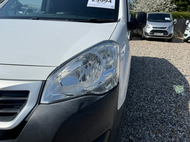 Peugeot Partner SWB L1H1 (SOLD) Low Roof Professional Air Con EURO 6 NO V 21