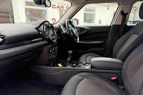 Mini Clubman COOPER CLASSIC LOOK! ONLY 24000 MILES..SAT NAV..CRUISE 18" ALLOYS 8