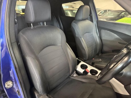 Nissan Juke 1.6 N-Connecta XTRON Euro 6 5dr 11