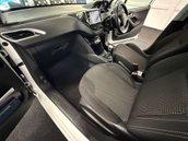 Peugeot 208 1.2 208 Tech Edition S/S 5dr 40