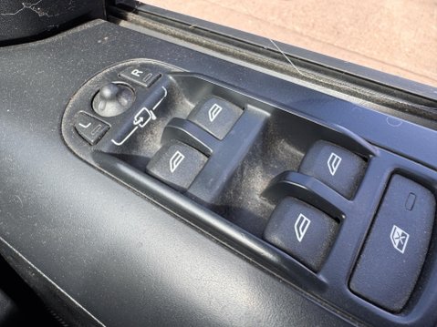 Land Rover Freelander 2 2.2 TD4 XS 4WD Euro 5 (s/s) 5dr 24