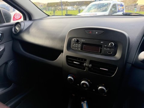 Renault Clio 1.5 dCi Play Euro 6 (s/s) 5dr 13