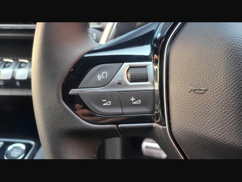 Peugeot 3008 PURETECH S/S ALLURE 18
