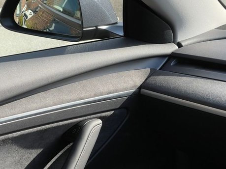 ALCANTARA DASHBOARD AND DOOR TRIMS FOR MODEL 3 AND MODEL Y 3