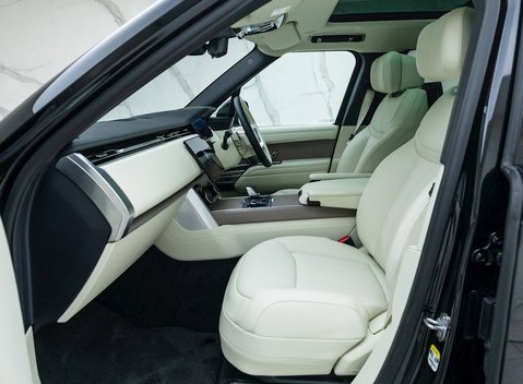 Land Rover Range Rover P530 First Edition 19