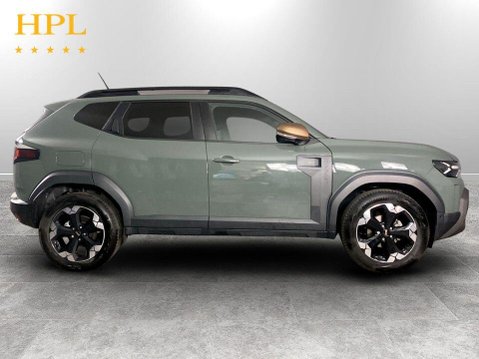 Dacia Duster 1.2 TCe MHEV EXTREME SUV 5dr Petrol Manual Euro 6 (s/s) (130 ps) Air Con - 8