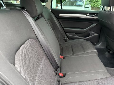 Volkswagen Passat 1.4 TSI SE Business DSG Euro 6 (s/s) 5dr 24