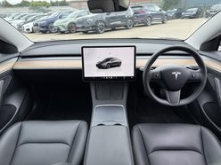 Tesla Model 3 Saloon 4dr Electric Auto RWD (241 bhp) 31
