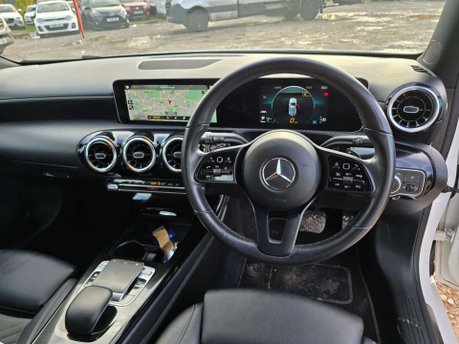 Mercedes-Benz A Class 1.5 A180d SE (Executive) Hatchback 5dr Diesel 7G-DCT Euro 6 (s/s) (116 ps) 38
