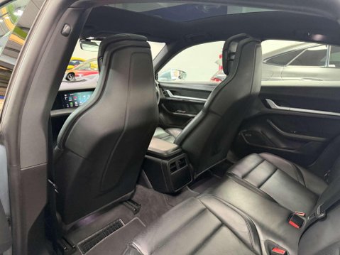 Porsche Taycan Performance Plus 93.4kWh 4S Saloon 4dr Electric Auto 4WD (571 ps) 39