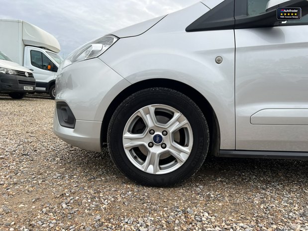 Ford Transit Courier SWB L1H1 Low Roof Limited Air Con Alloys Sensors E 22