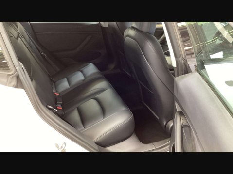 Tesla Model 3 Model 3 Standard Range + 4dr 9