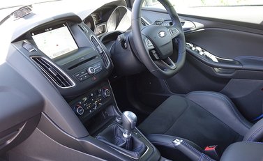 Ford Focus RS Mountune 10