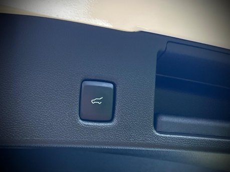 Ford Kuga ST-LINE X EDITION 14