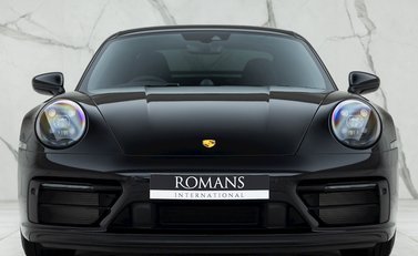 Porsche 911 (992) Carrera 4 GTS 4