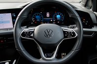 Volkswagen Golf R-LINE TSI 15