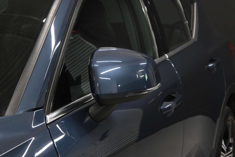 Volvo XC40 2.0 XC40 Inscription Pro B4 MHEV Auto 5dr 53