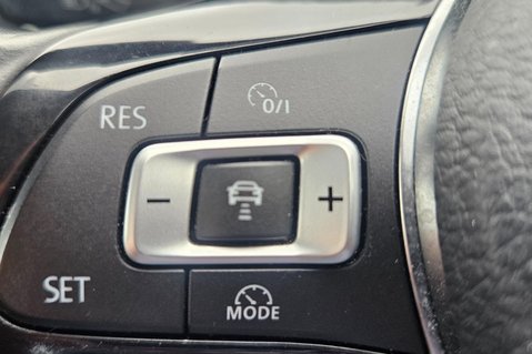 Volkswagen Golf GT TSI 150 BHP BLUEMOTION TECHNOLOGY LOOK! 1 PREVIOUS KEEPER! 9 SERVICES! 23