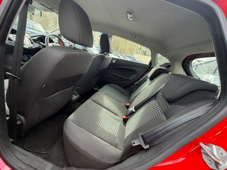 Ford Fiesta ZETEC 17