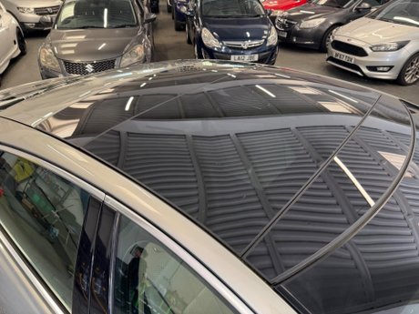 Jaguar XJ 3.0d V6 Portfolio Auto Euro 5 4dr 40