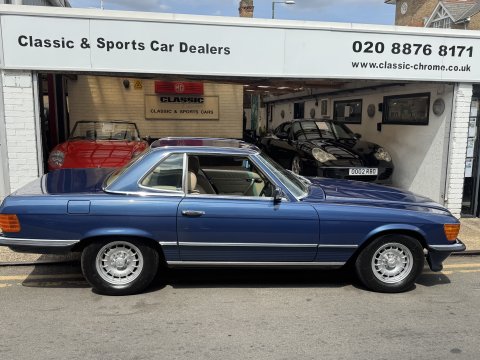 Mercedes-Benz SL Series 380 SL 10