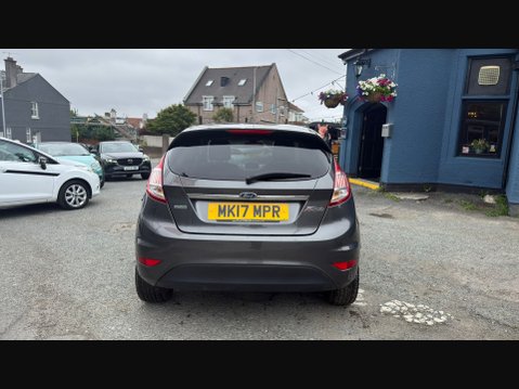 Ford Fiesta TITANIUM 5