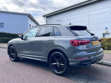 Audi Q3 1.5 TFSI CoD 35 S line S Tronic Euro 6 (s/s) 5dr 7