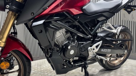 Honda CB 2024 ONLY 3K EXCELLENT CONDITION WARRANTY 125CC 26