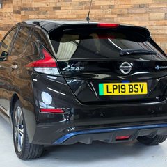 Nissan LEAF 40kWh Tekna Hatchback 5dr Electric Auto (150 ps) 2