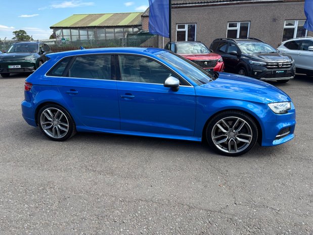 Audi A3 S3 SPORTBACK QUATTRO 2