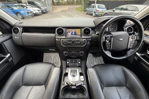 Land Rover Discovery SDV6 LANDMARK - ONE OWNER - 10 SERVICED INC CAMBELT 20