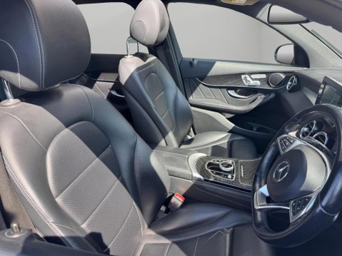 Mercedes-Benz GLC 2.1 GLC220d AMG Line (Premium) G-Tronic+ 4MATIC Euro 6 (s/s) 5dr 11