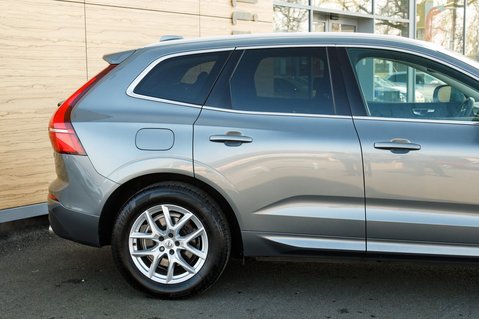 Volvo XC60 D4 MOMENTUM 7