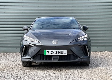MG MG4 EV 64kWh TROPHY 6