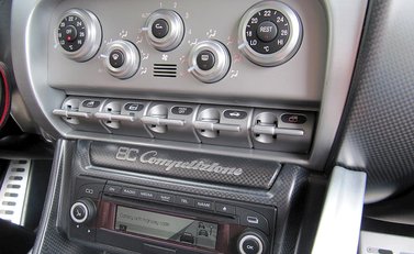 Alfa Romeo 8C Competizione 11