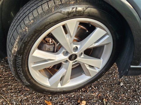 Audi Q4 SPORTBACK S LINE 14