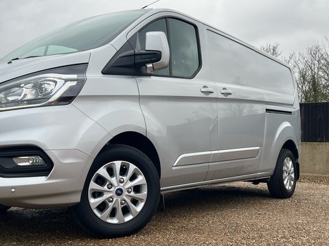 Ford Transit Custom 300 LIMITED P/V ECOBLUE 15