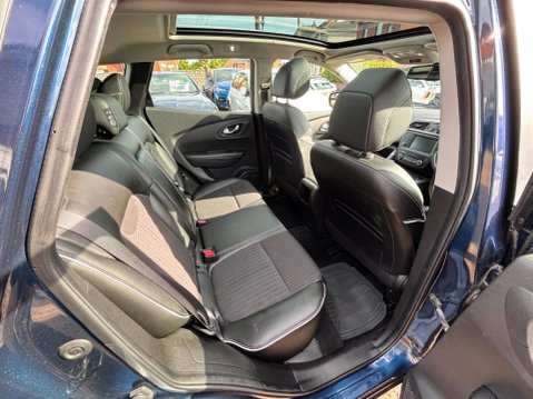 Renault Kadjar 1.6 dCi Signature Nav 4WD Euro 6 (s/s) 5dr 30
